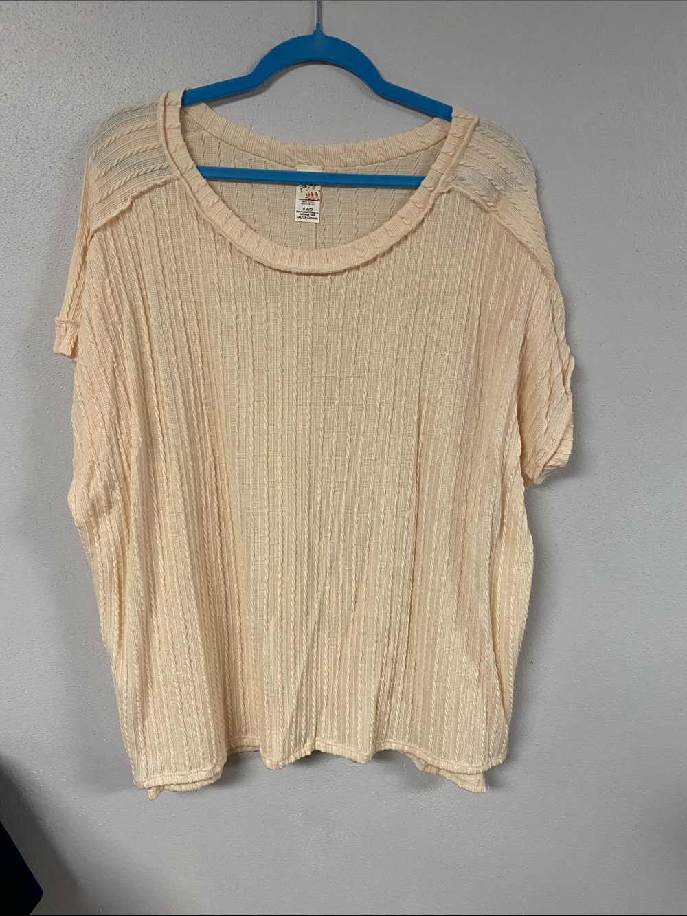 7th Ray Cream Ribbed Short Sleeve Top. Size 2X